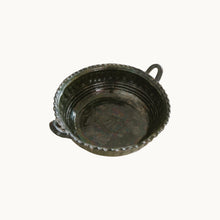 Load image into Gallery viewer, Ruffled Edge Terracotta Bowl
