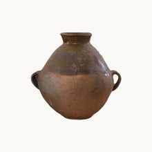 Load image into Gallery viewer, Primitive Terracotta Vessel
